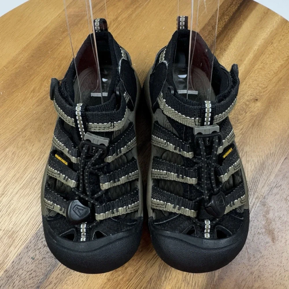 Keen size 10